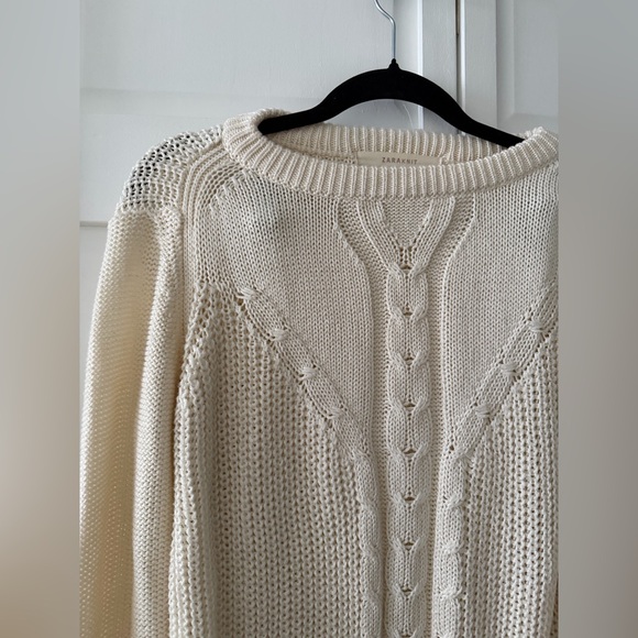 Like new Zara Knit Cream Cable Sweater L Oversized Chunky Boho - Picture 4 of 10